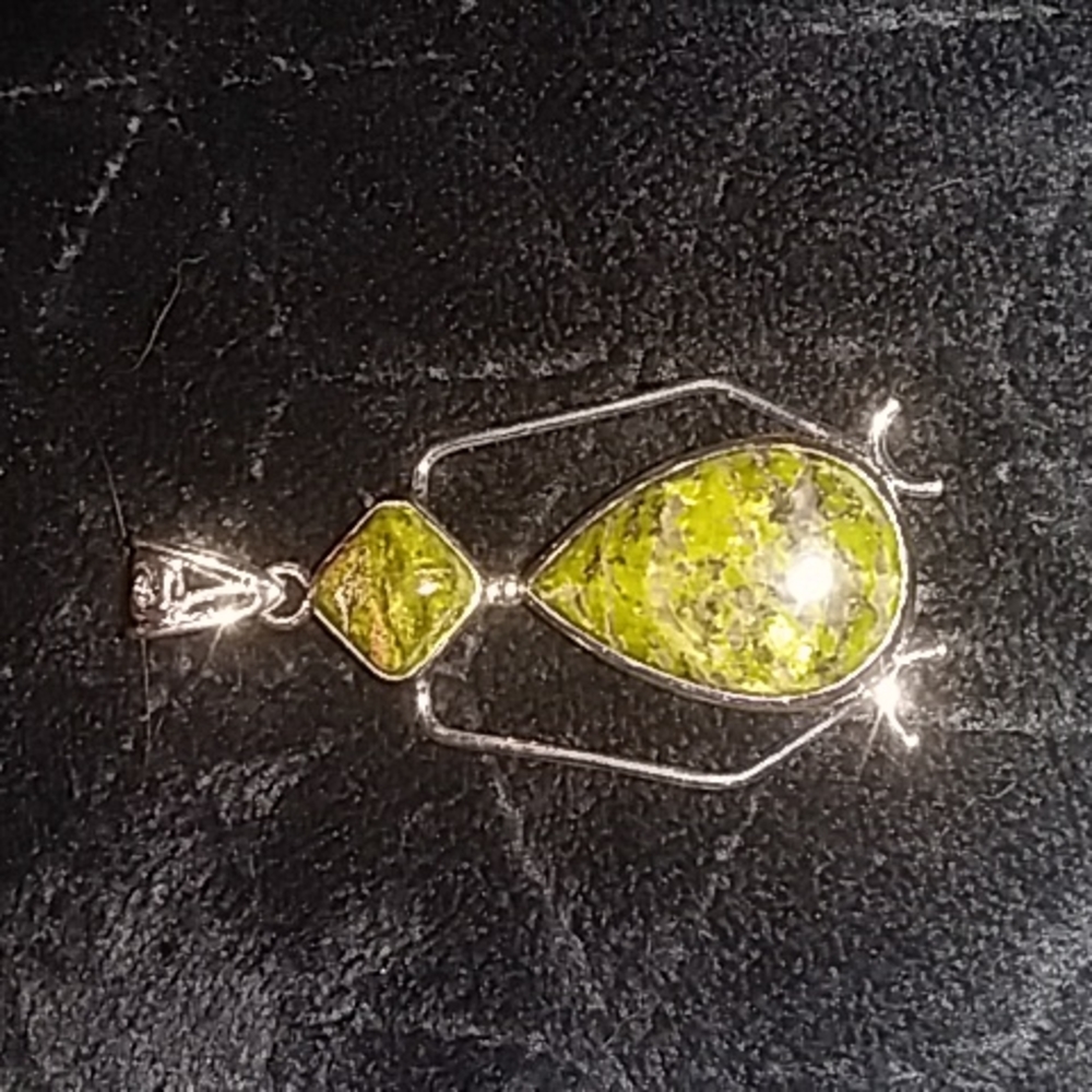 Pendant